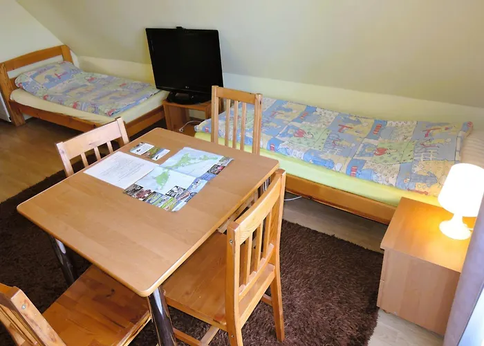 For 4 People In 公寓 *